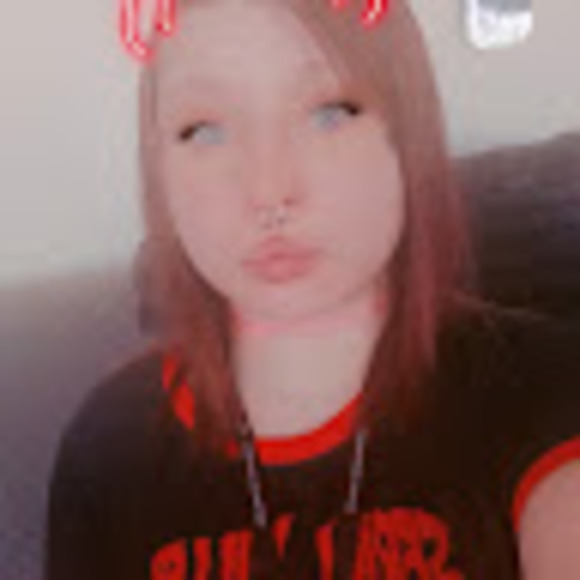 hollyhollz4200